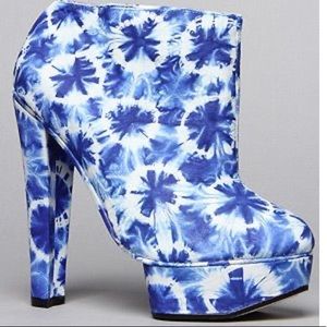 HTF Senso Diffusion Wilma Booties